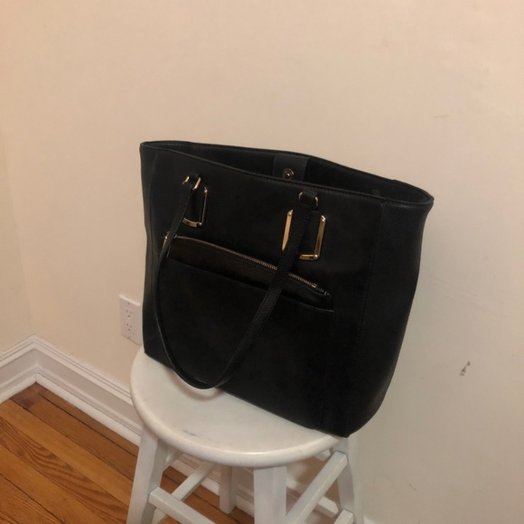 NWOT Nine West Black Purse with Gold Fixtures - Picture 3 of 5